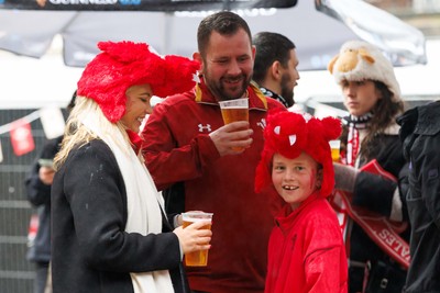 221125 - Wales v New Zealand - Quilter Nations Series - Wales fans in the Fanzone
