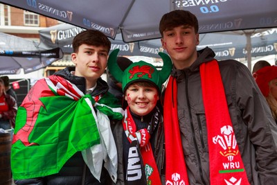 221125 - Wales v New Zealand - Quilter Nations Series - Wales fans in the Fanzone