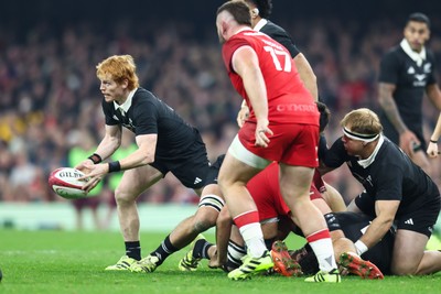 221125 - Wales v New Zealand - Quilter Nations Series - Finlay Christie of New Zealand passes the ball