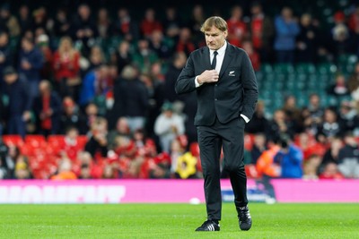 221125 - Wales v New Zealand - Quilter Nations Series - New Zealand head coach Scott Robertson before the match