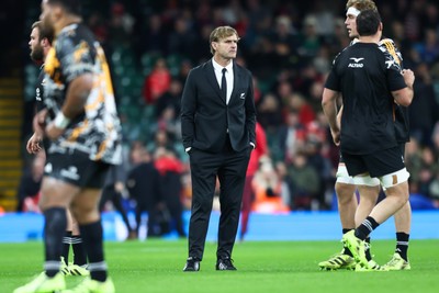 221125 - Wales v New Zealand - Quilter Nations Series - New Zealand head coach Scott Robertson before the match
