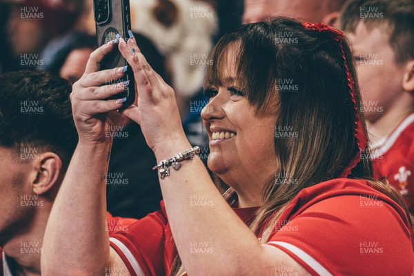 221125 - Wales v New Zealand - Quilter Nations Series - Wales Fans inside the stadium during the game 