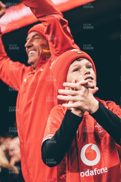 221125 - Wales v New Zealand - Quilter Nations Series - Wales Fans inside the stadium during the game 
