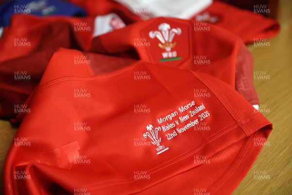 221125 - Wales v New Zealand - Quilter Nations Series - Morgan Morse of Wales jersey before the game
