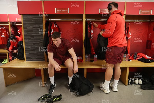 221125 - Wales v New Zealand All Blacks - Quilter Nations Series - Brodie Coghlan of Wales in the dressing room