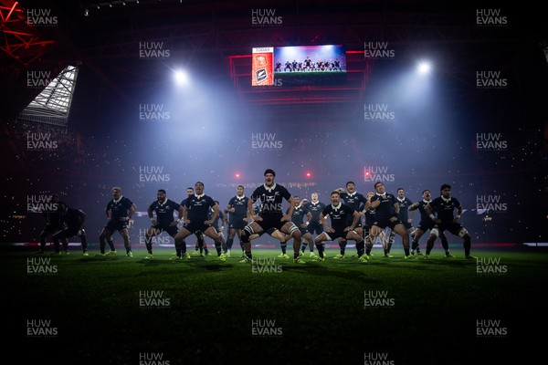 221125 - Wales v New Zealand All Blacks - Quilter Nations Series - All Blacks perform the haka