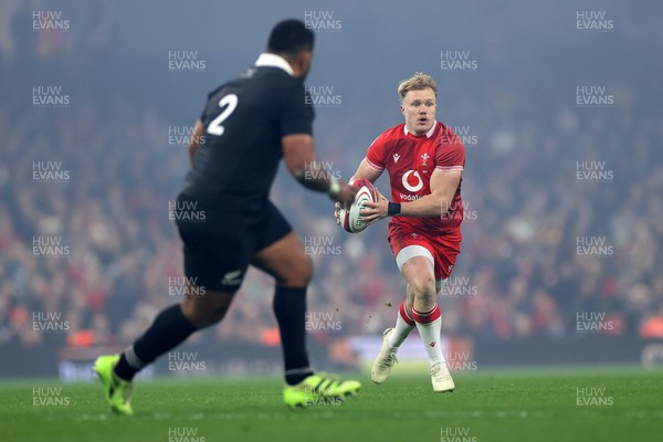 221125 - Wales v New Zealand All Blacks - Quilter Nations Series - Blair Murray of Wales 