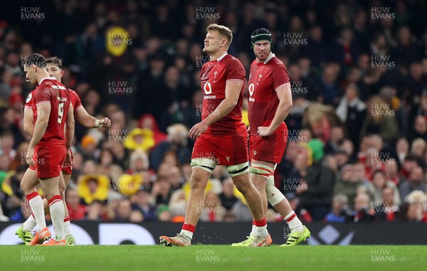 221125 - Wales v New Zealand All Blacks - Quilter Nations Series - Taine Plumtree of Wales is given a yellow card by Referee Hollie Davidson under review