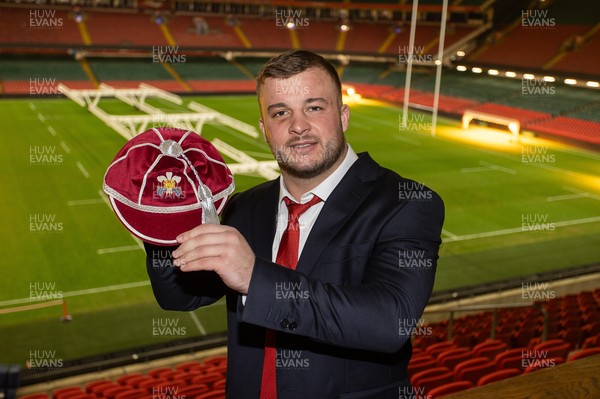 221125 - Wales v New Zealand All Blacks - Quilter Nations Series - New cap Harri Deaves of Wales 