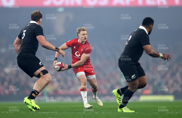 221125 - Wales v New Zealand All Blacks - Quilter Nations Series - Blair Murray of Wales 