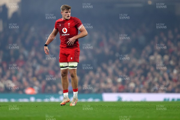 221125 - Wales v New Zealand All Blacks - Quilter Nations Series - Taine Plumtree of Wales 