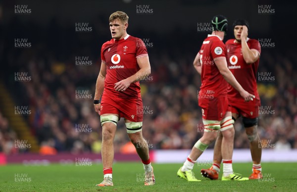 221125 - Wales v New Zealand All Blacks - Quilter Nations Series - Taine Plumtree of Wales 