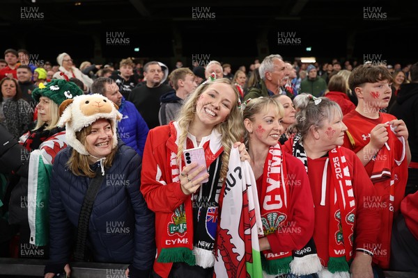 221125 - Wales v New Zealand All Blacks - Quilter Nations Series - Fans