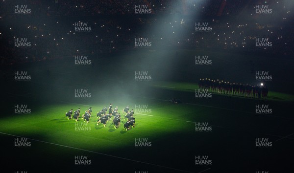 221125 - Wales v New Zealand, Quilter Nations Series - The Wales team face up to the Haka
