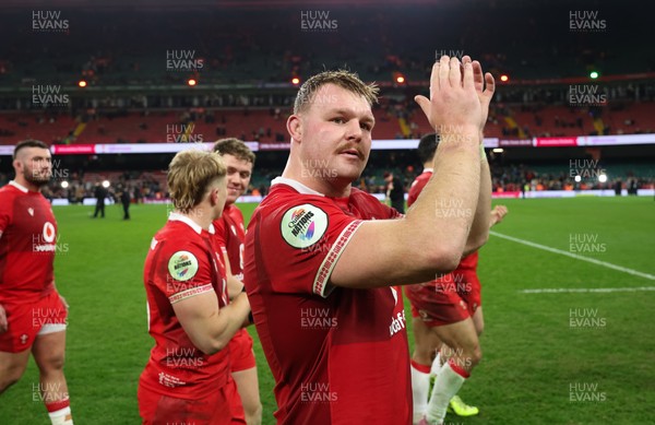 221125 - Wales v New Zealand, Quilter Nations Series - Dewi Lake of Wales leads the applause for the fans as the players make their way around the pitch at the end of the match