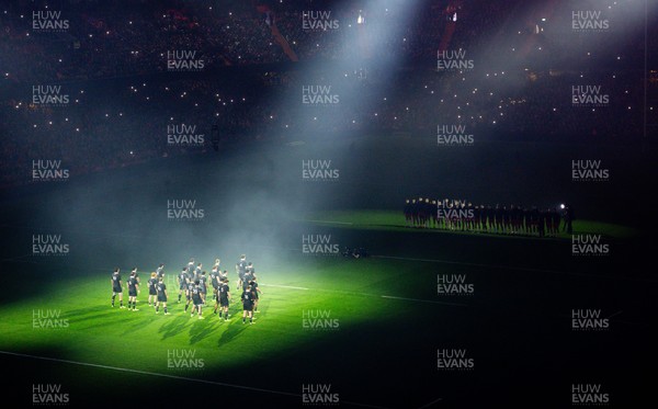 221125 - Wales v New Zealand, Quilter Nations Series - The New Zealand All Blacks perform the Haka