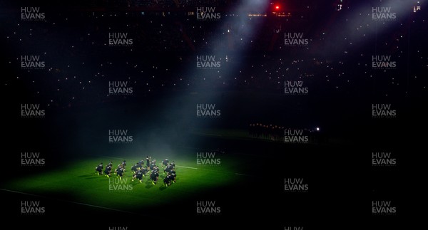 221125 - Wales v New Zealand, Quilter Nations Series - The New Zealand All Blacks perform the Haka