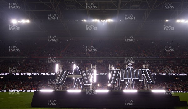 221125 - Wales v New Zealand, Quilter Nations Series -The Stickmen Project perform at half time