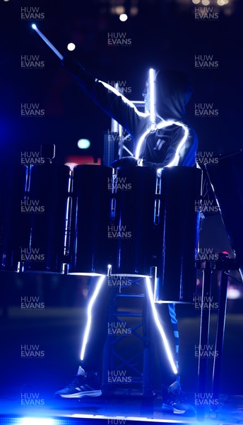 221125 - Wales v New Zealand, Quilter Nations Series -The Stickmen Project perform at half time