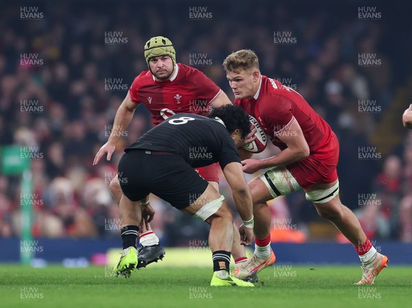 221125 - Wales v New Zealand, Quilter Nations Series - Taine Plumtree of Wales