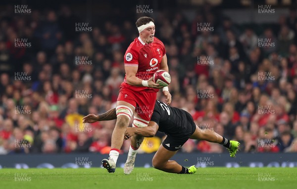 221125 - Wales v New Zealand, Quilter Nations Series - Freddie Thomas of Wales
