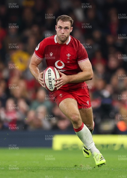 221125 - Wales v New Zealand, Quilter Nations Series - Max Llewellyn of Wales