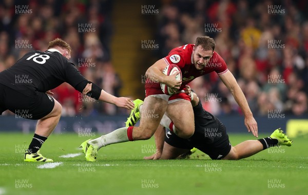 221125 - Wales v New Zealand, Quilter Nations Series - Max Llewellyn of Wales