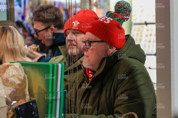 221125 - Wales v New Zealand - Quilter Nations Series - Wales fans before todays game