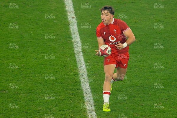 221125 - Wales v New Zealand - Quilter Nations Series - Dan Edwards of Wales