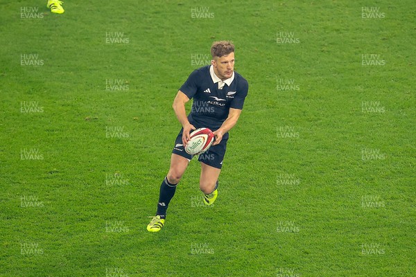 221125 - Wales v New Zealand - Quilter Nations Series - Damian McKenzie of New Zealand 