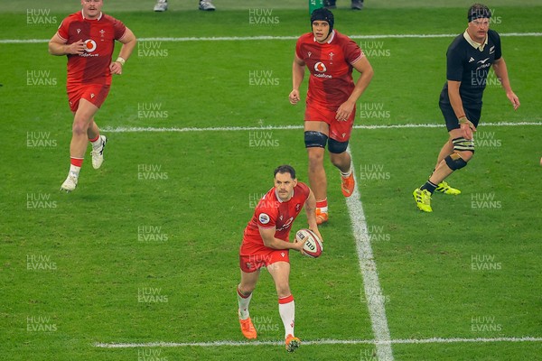 221125 - Wales v New Zealand - Quilter Nations Series - Tomos Williams of Wales