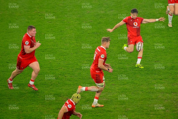 221125 - Wales v New Zealand - Quilter Nations Series - Dan Edwards of Wales