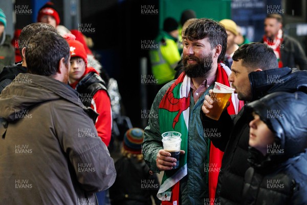 221125 - Wales v New Zealand - Quilter Nations Series - Wales fans in the Fanzone