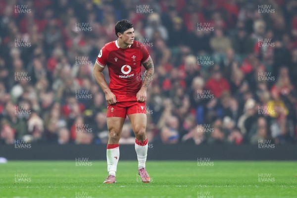221125 - Wales v New Zealand - Quilter Nations Series - Louis Rees-Zammit of Wales