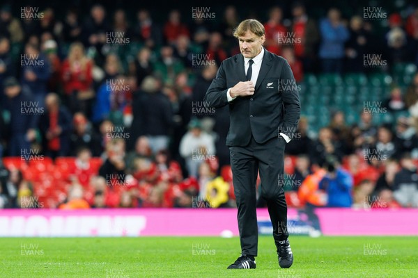 221125 - Wales v New Zealand - Quilter Nations Series - New Zealand head coach Scott Robertson before the match