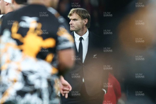 221125 - Wales v New Zealand - Quilter Nations Series - New Zealand head coach Scott Robertson before the match