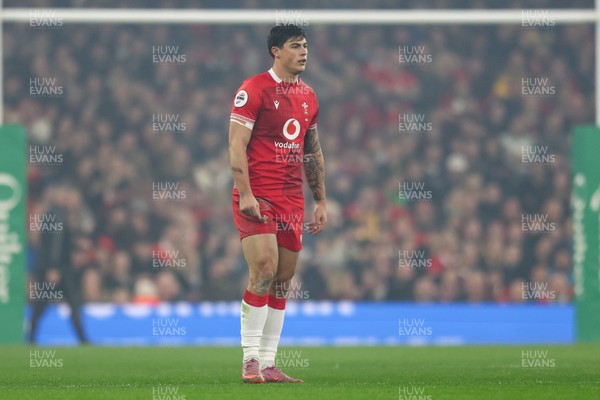 221125 - Wales v New Zealand - Quilter Nations Series - Louis Rees-Zammit of Wales