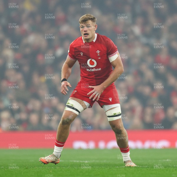 221125 - Wales v New Zealand - Quilter Nations Series - Harri Deaves of Wales