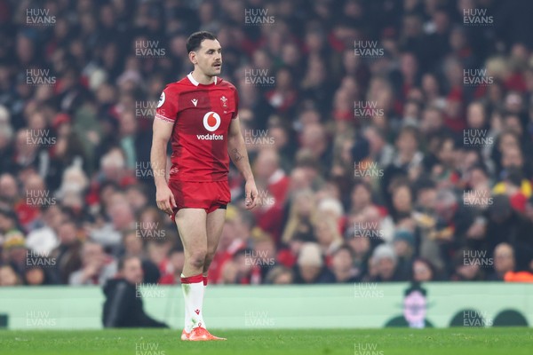 221125 - Wales v New Zealand - Quilter Nations Series - Tomos Williams of Wales