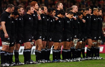 25.11.06 - Wales v New Zealand - Invesco Perpetual Series 2006 - The All Blacks line up for the Nation anthems before the game 