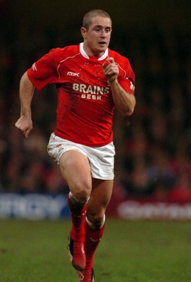 25.11.06 - Wales v New Zealand - Invesco Perpetual Series 2006 - Wales' Shane Williams 