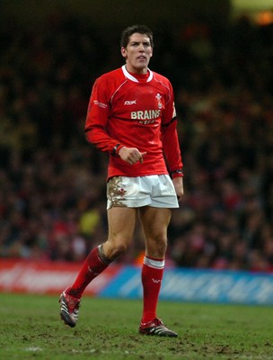 25.11.06 - Wales v New Zealand - Invesco Perpetual Series 2006 - Wales' James Hook 
