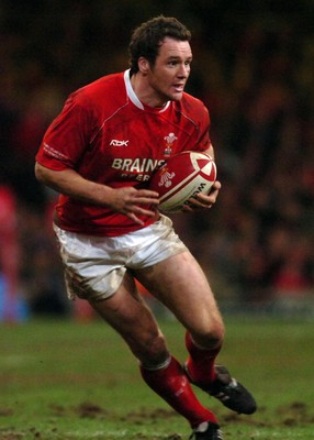 25.11.06 - Wales v New Zealand - Invesco Perpetual Series 2006 - Wales' Mark Jones 