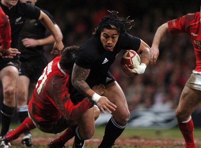 25.11.06 - Wales v New Zealand New Zealand's Ma