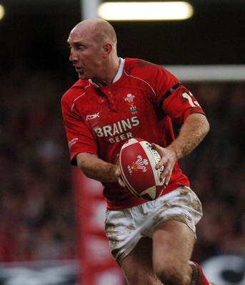 25.11.06 - Wales v New Zealand Wales' Tom Shanklin 