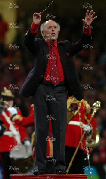 25.11.06 - Wales v New Zealand - Invesco Perpetual Series 2006 - Haydn James 