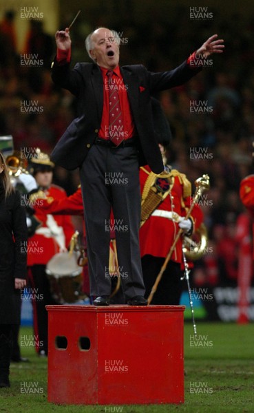 25.11.06 - Wales v New Zealand - Invesco Perpetual Series 2006 - Haydn James 