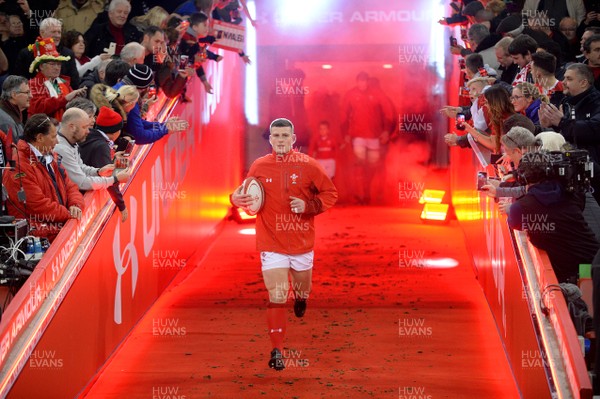 251117 - Wales v New Zealand - Under Armour Series - Scott Williams of Wales runs out for his 50th cap