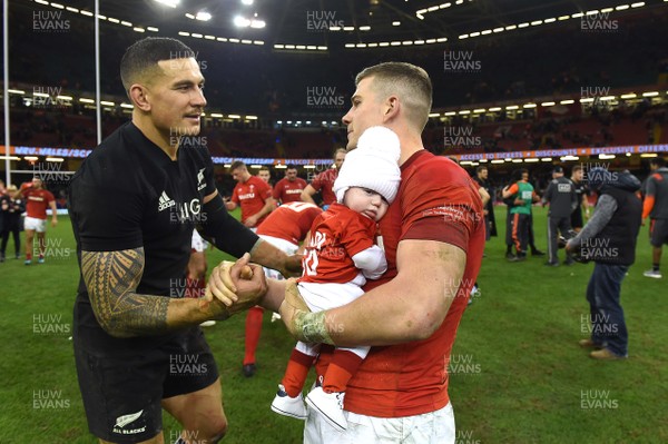 251117 - Wales v New Zealand - Under Armour Series - Sonny Bill Williams of New Zealand and Scott Williams of Wales at the end of the game