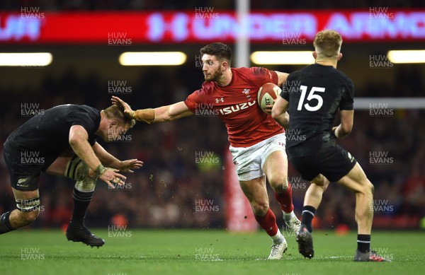 251117 - Wales v New Zealand - Under Armour Series - Owen Williams of Wales takes on Sam Cane of New Zealand